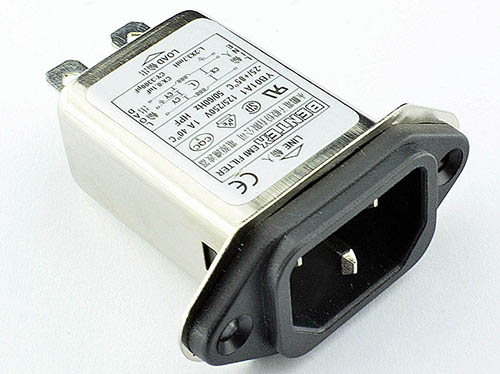 Single phase input socket with filter against interference